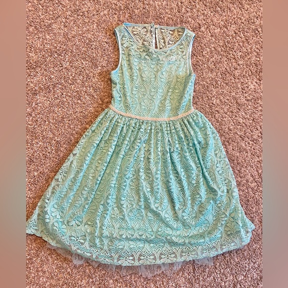 Speechless Other - Speechless Mint Green Lace Fit n Flare Dress Pearls Tulle Fully Lined Girls 10